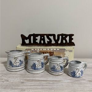 VTG Blue Swan Stoneware Measuring Cups Original Box Hardwood Hanger